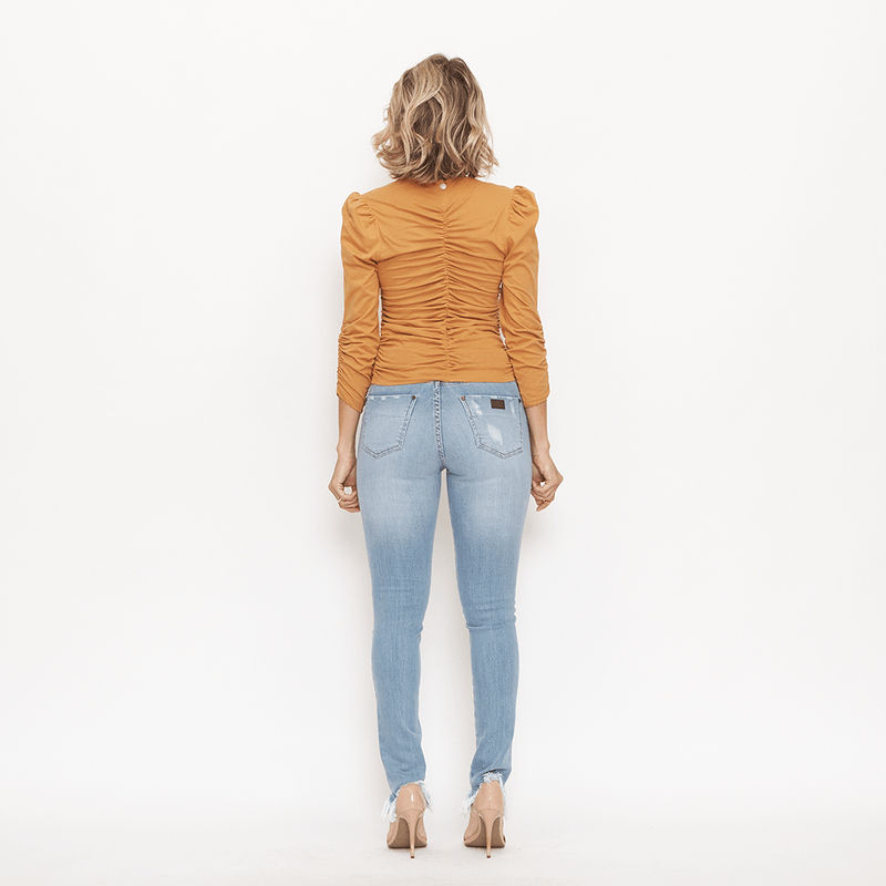 Cropped-Nude-M3424044-2