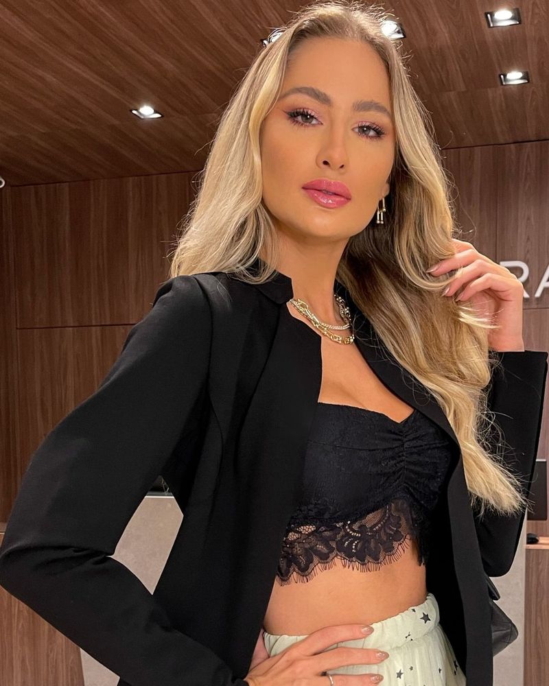 Cropped-Preto-M3424018-1