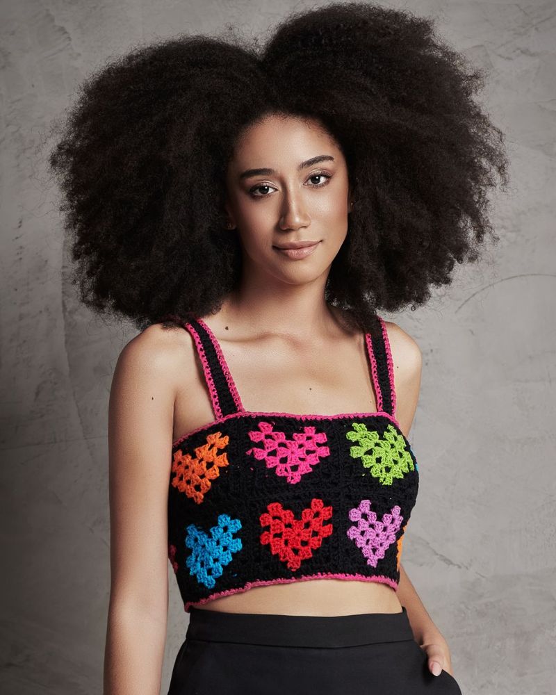 Cropped-Preto-M4024158-1