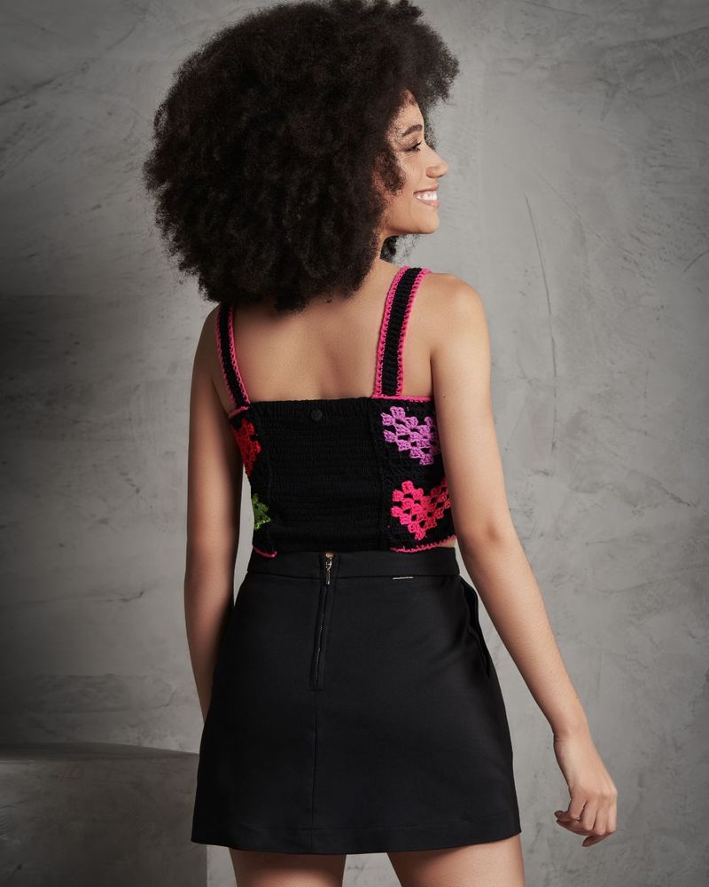 Cropped-Preto-M4024158-3