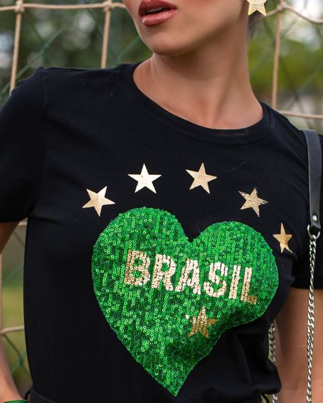 T-Shirt Brasil Estrelas Preta