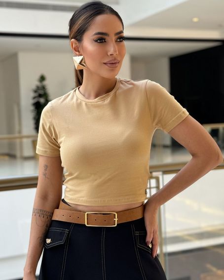 T-Shirt Malha Cropped Bege