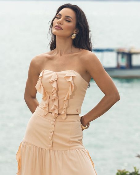 Top Ruffles Camel