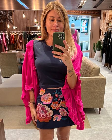 Xale Babados Rosa Flúor