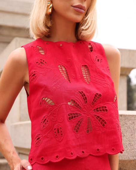 Top Bordado Rechilieu Vermelho