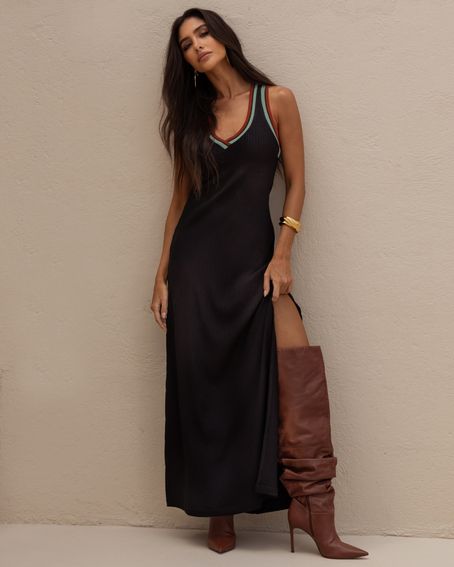 Vestido Canelado Retilínea Preto