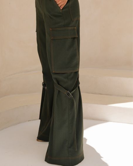 Calça Cargo Confort Verde Militar
