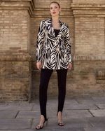 Blazer-Sarja-White-Tiger