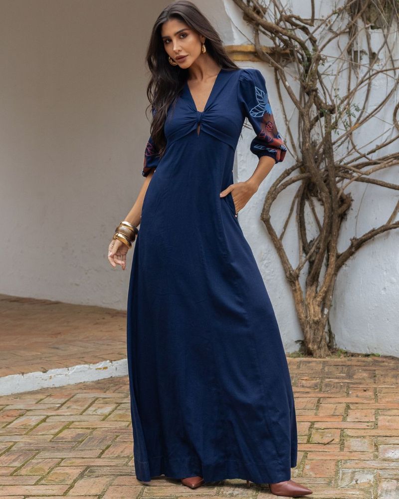 Vestido-Amarracao-Bordado