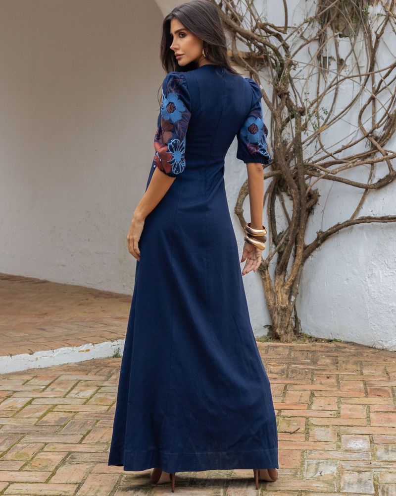Vestido-Amarracao-Bordado