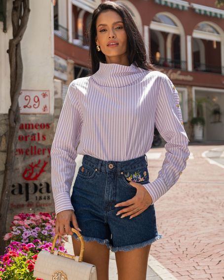 Blusa Botões Laterais Lilás