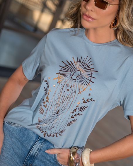 T-Shirt Nossa Senhora Foil Azul Jeans