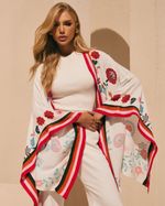 Kimono-Flower-Belize
