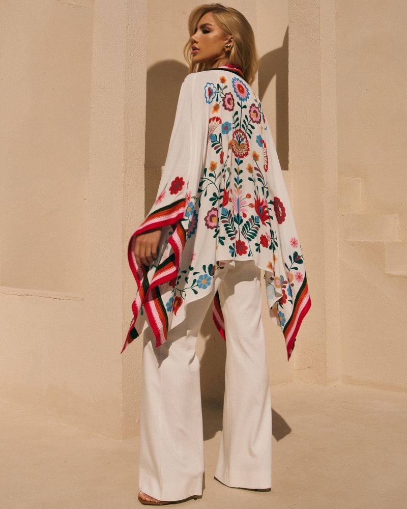 Kimono-Flower-Belize