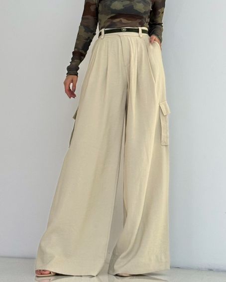 Calça Pantalona Bolsos Bege