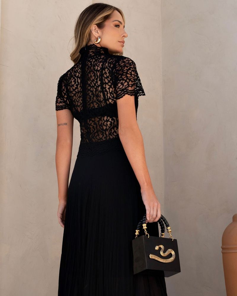 Blusa-Renda-Manga-Curta