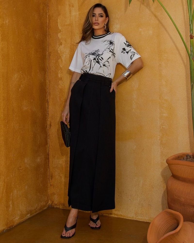 T-Shirt-Flower-Black