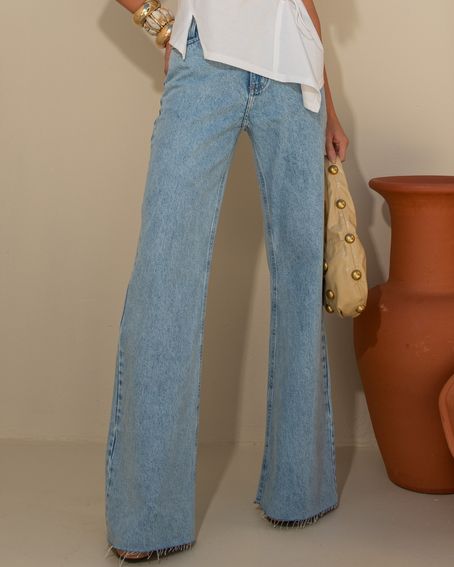 Calça Wide Leg Delavê Jeans