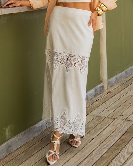Saia Midi Renda Barra Off White