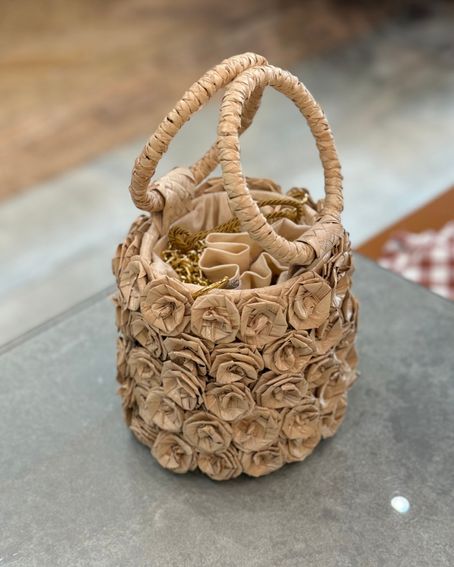 Bolsa Roses Palha