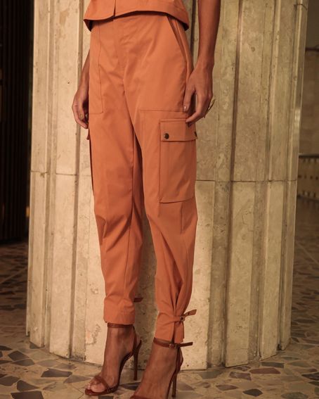 Calça Bolso Duplo Bege Almond